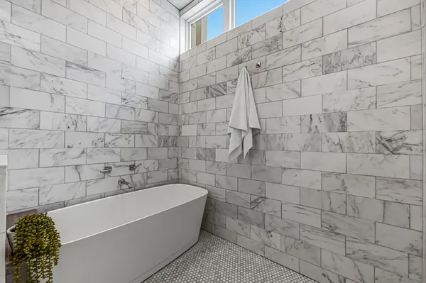 $1,400,000 | 2512 Watkins Way, Austin, TX 78746