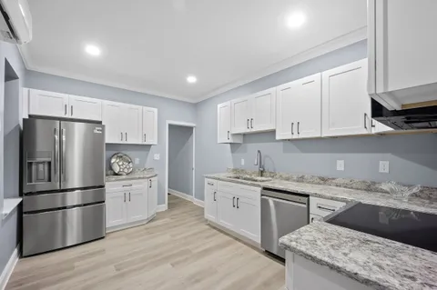 $399,000 | 1327 West 6th Street, Wilmington, DE 19805