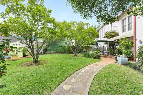$1,275,000 | 930 Nashville Avenue, New Orleans, LA 70115