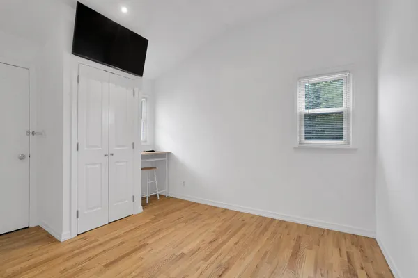 $3,650,000 | 87 North Road, Hampton Bays, NY 11946