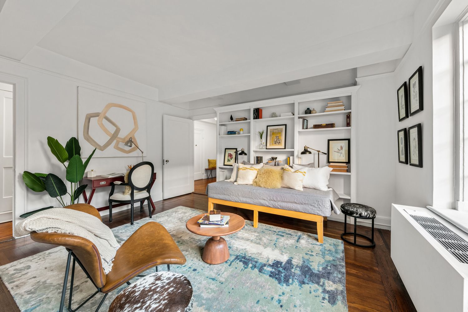 $2,350,000 | 40-50 East 10th Street, Unit 7I | Greenwich Village