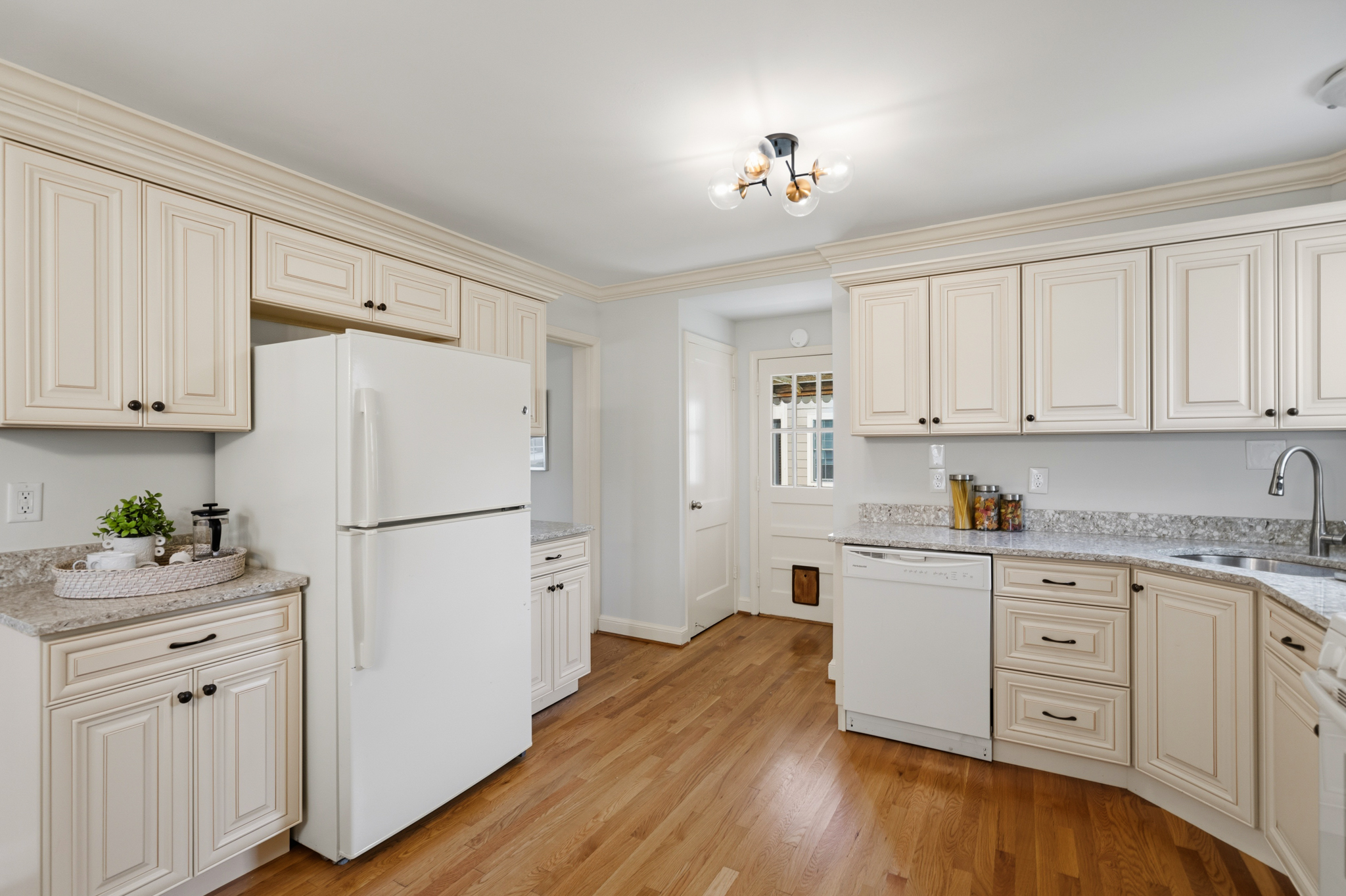 5811 Walton Road Bethesda, MD 20817 - Photo 16 of 54 Gallery Image 16