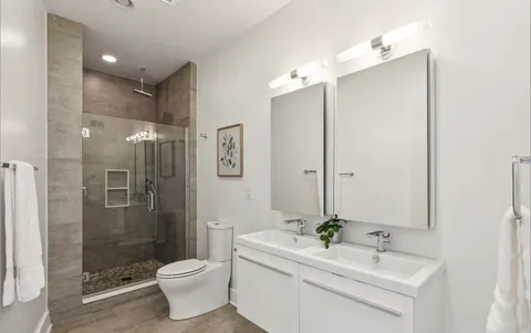 $810,000 | South Howard Street, Philadelphia, PA 19147