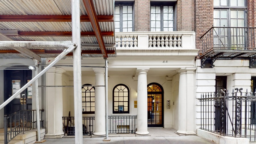 44 East 65th Street, Unit 1B Manhattan, NY 10065 - Photo 9 of 11