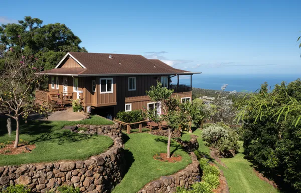 $2,695,000 | 610 Polipoli Road, Kula, HI 96790