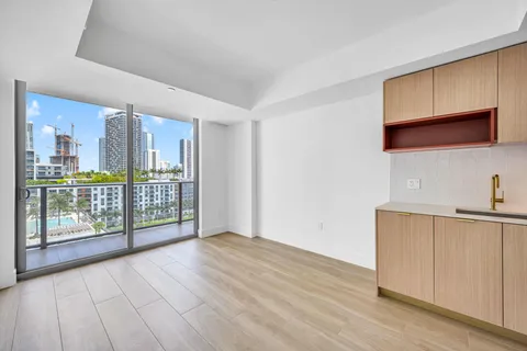 $899,900 | 90 Northeast 32nd Street, Unit 1103, Miami, FL 33127