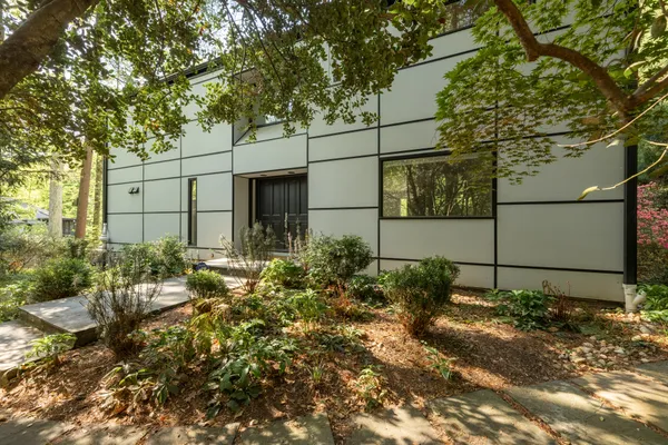 $2,750,000 | 2710 Brandywine Street Northwest, Washington, DC 20008