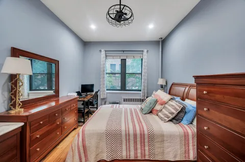 $839,000 | 240 East 30th Street, Unit 2D | Kips Bay