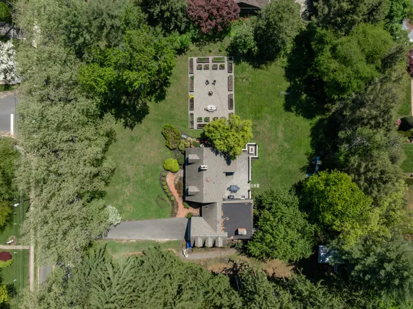 $1,200,000 | 730 North Stanwick Road, Moorestown, NJ 08057