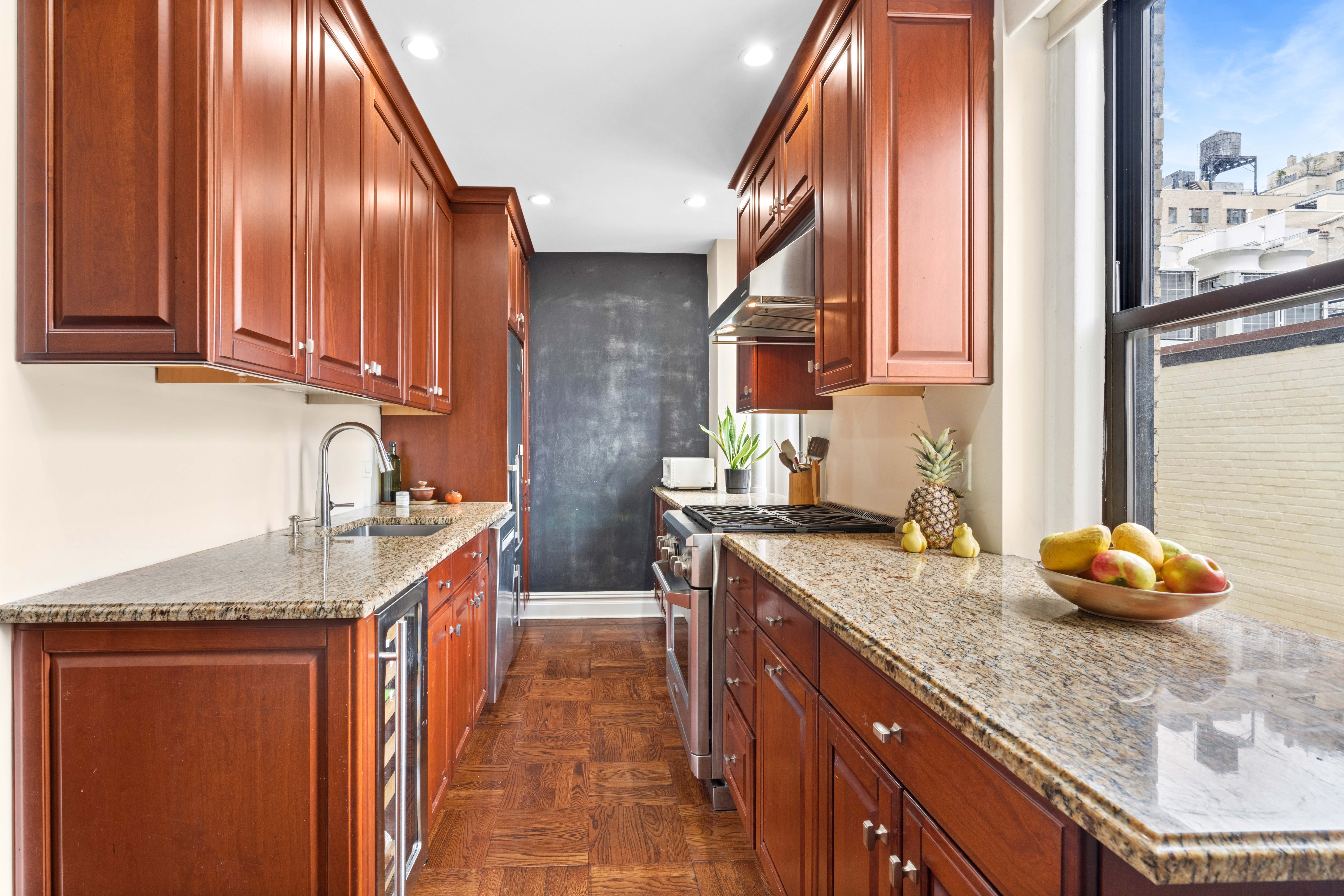 317 West 87th Street, Unit 6C Manhattan, NY 10024 - Photo 2 of 8