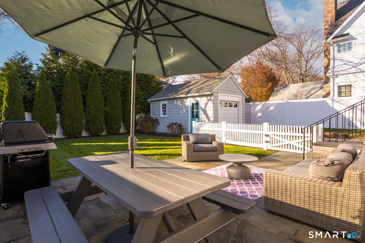 15 Charles Street Darien, CT 06820 - Photo 14 of 15