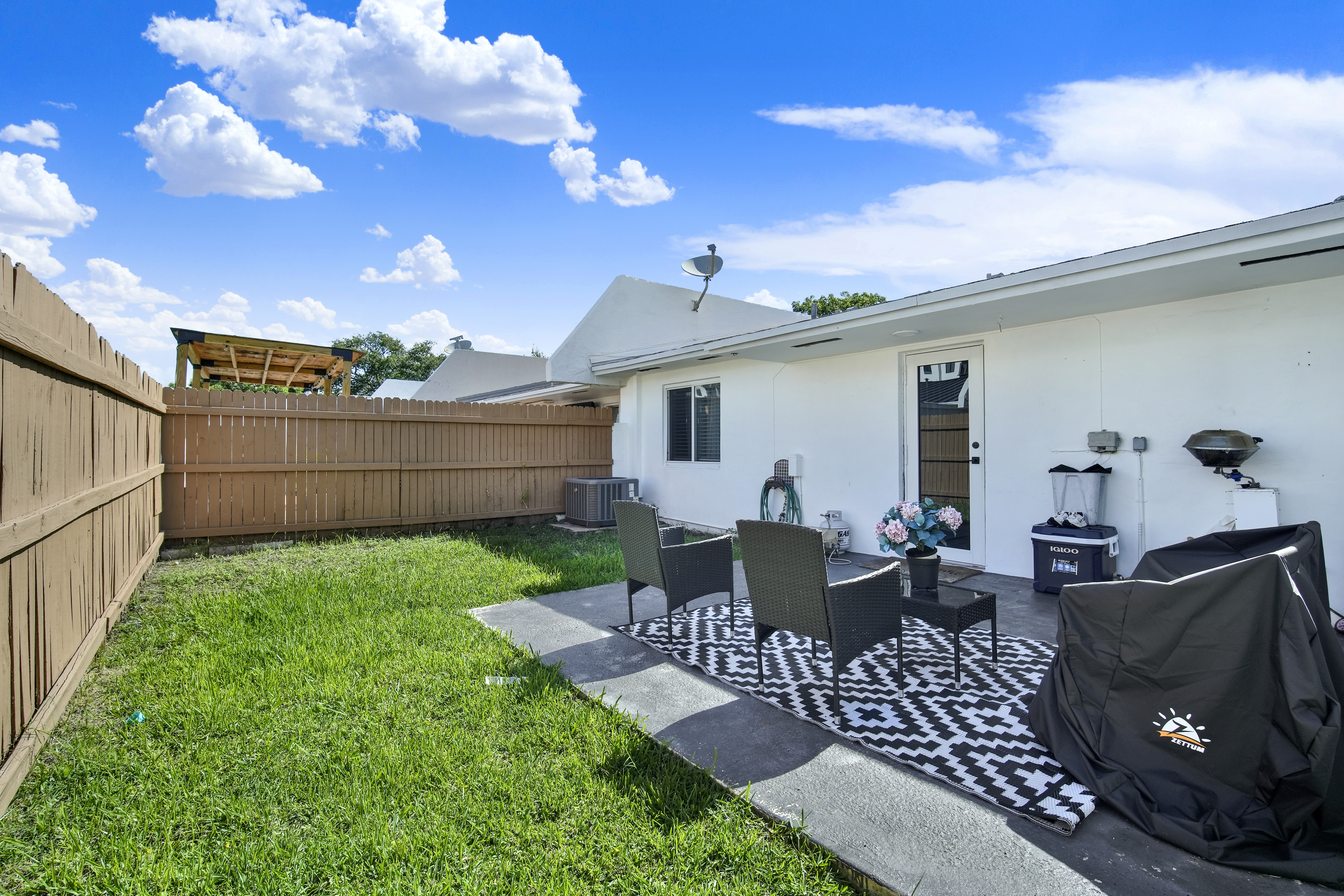 4260 Southwest 68th Court Miami, FL 33155 - Photo 21 of 22