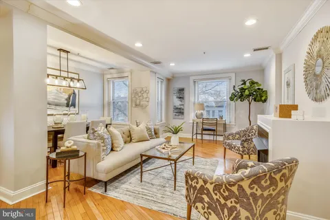 $649,000 | 150 Rhode Island Avenue Northwest, Unit 303, Washington, DC 20001