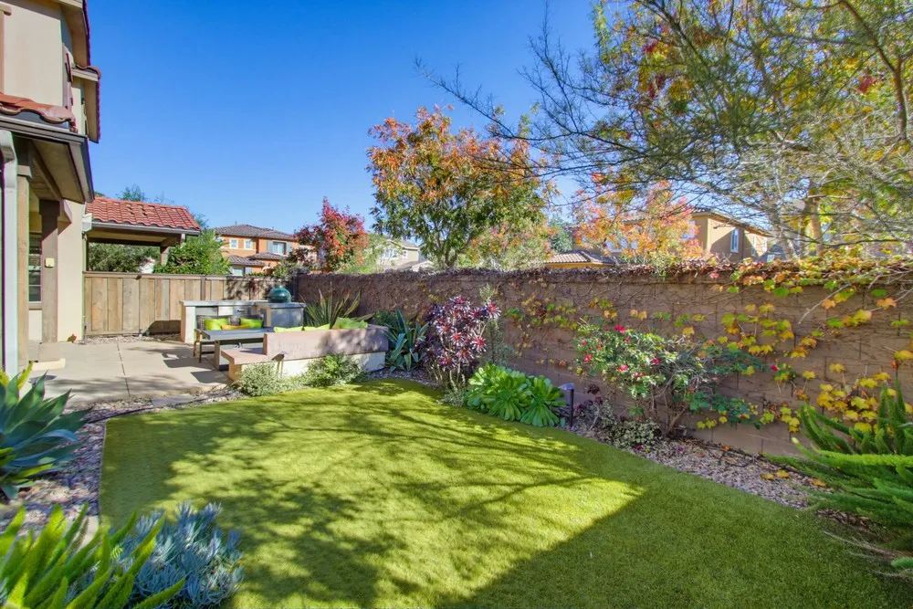 $1,449,000 | 15863 Via Montenero, San Diego, CA 92127