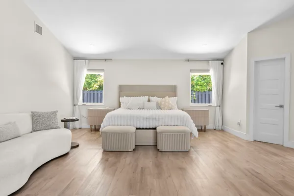 $2,925,000 | 9201 Southwest 102nd Street, Miami, FL 33176