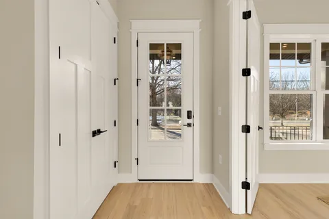 Contact Agent | Longview Drive, Alexandria, VA 22314