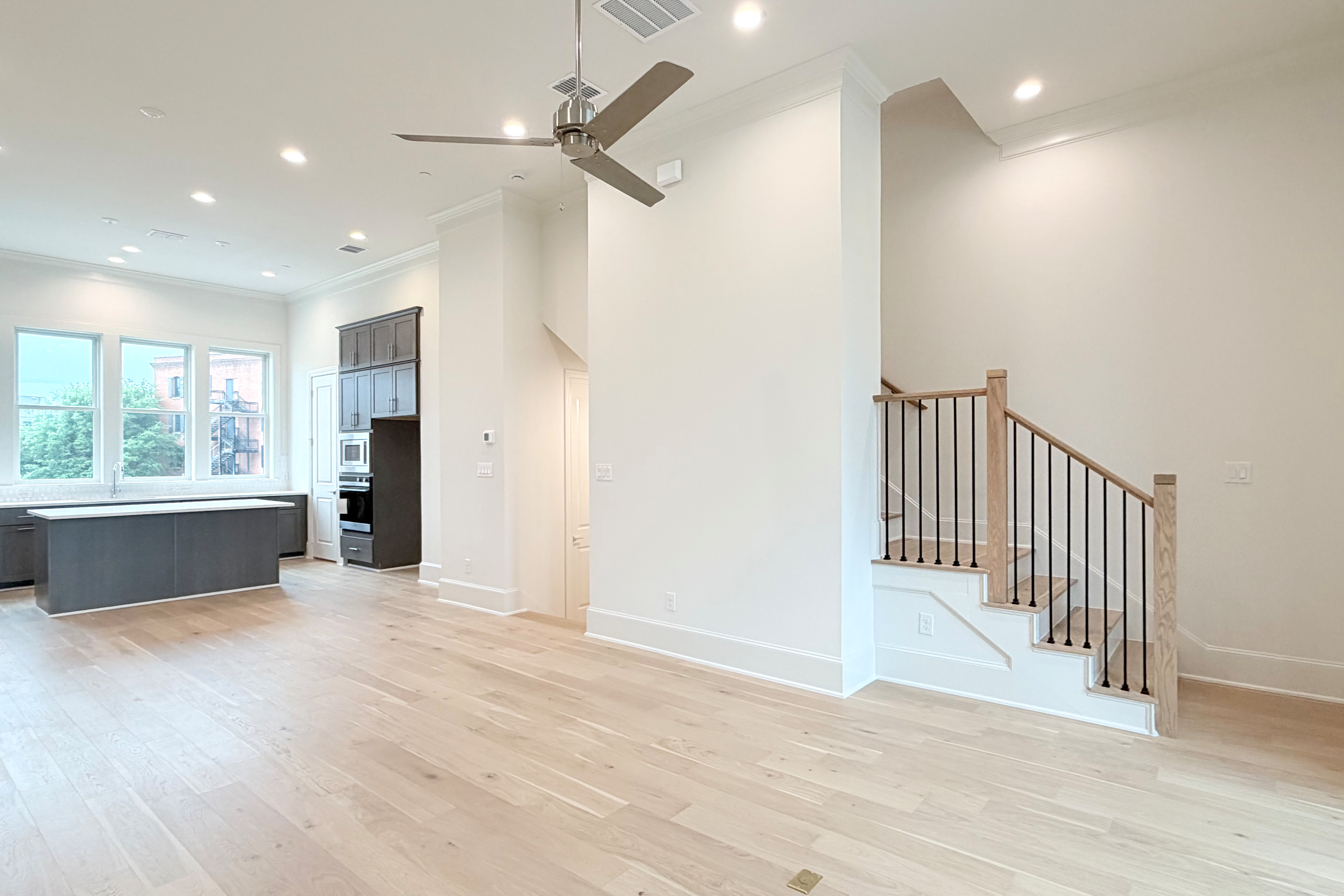 2401 Canton Street, Unit 1005 Dallas, TX 75201 - Photo 13 of 23