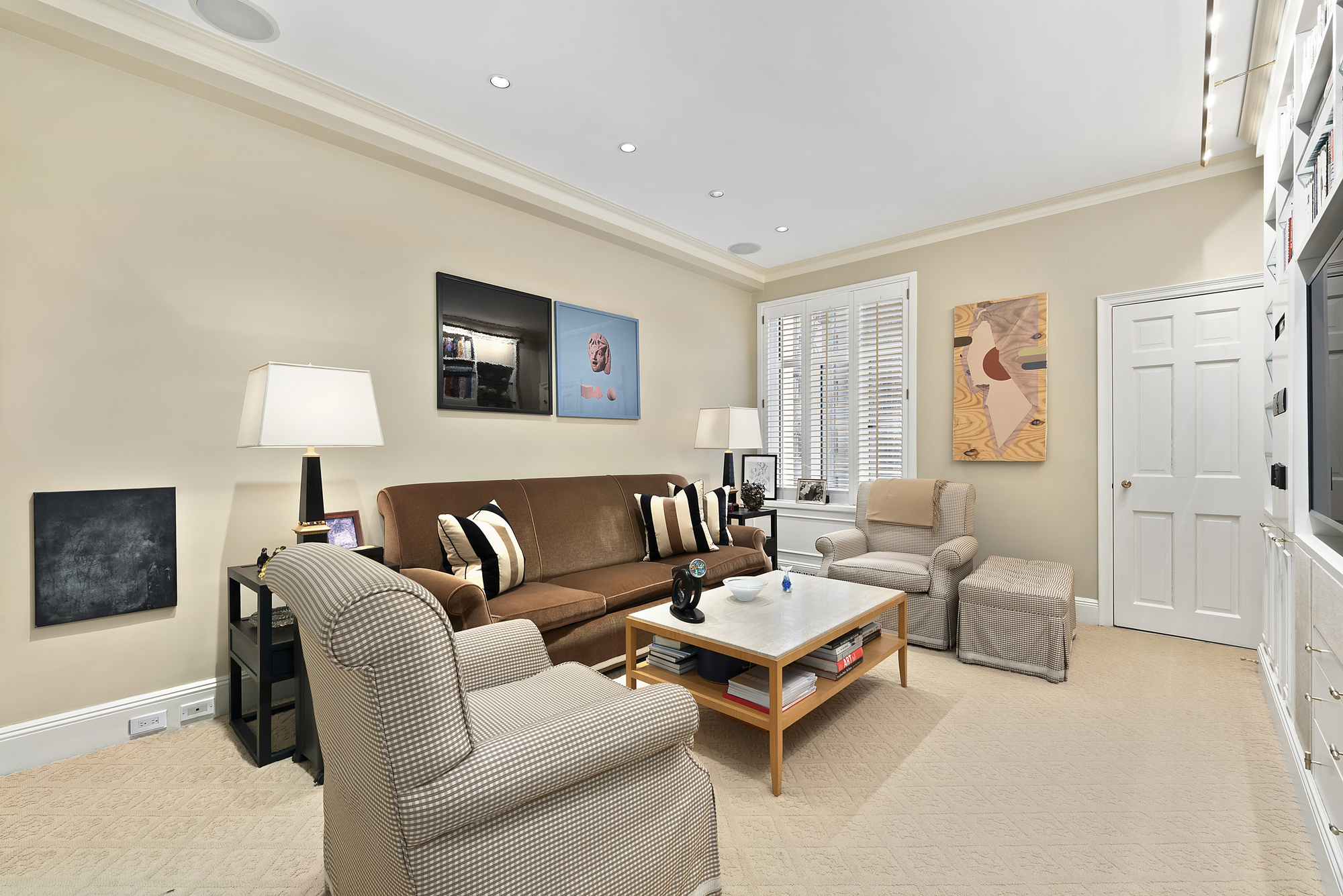 211 Central Park West, Unit 7J Manhattan, NY 10024 - Photo 10 of 14