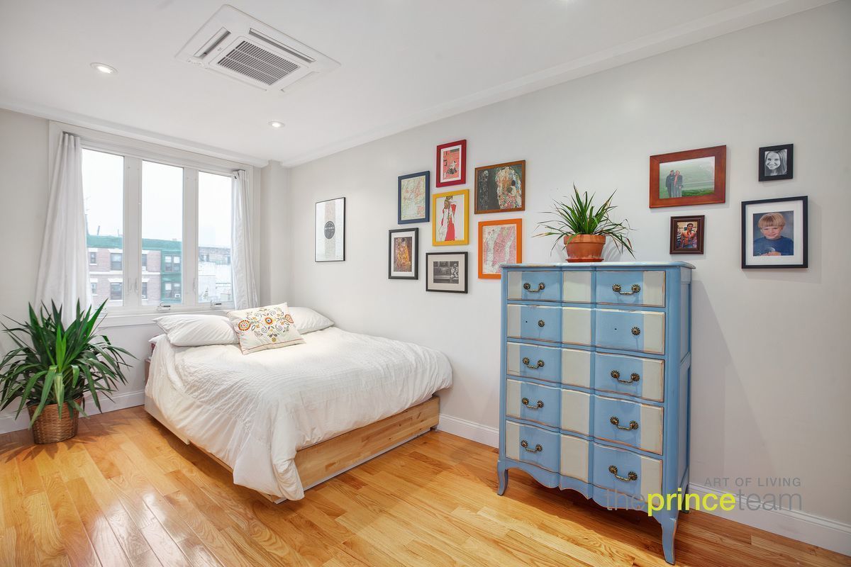 16 Delancey Street, Unit 4 Manhattan, NY 10002 - Photo 3 of 5