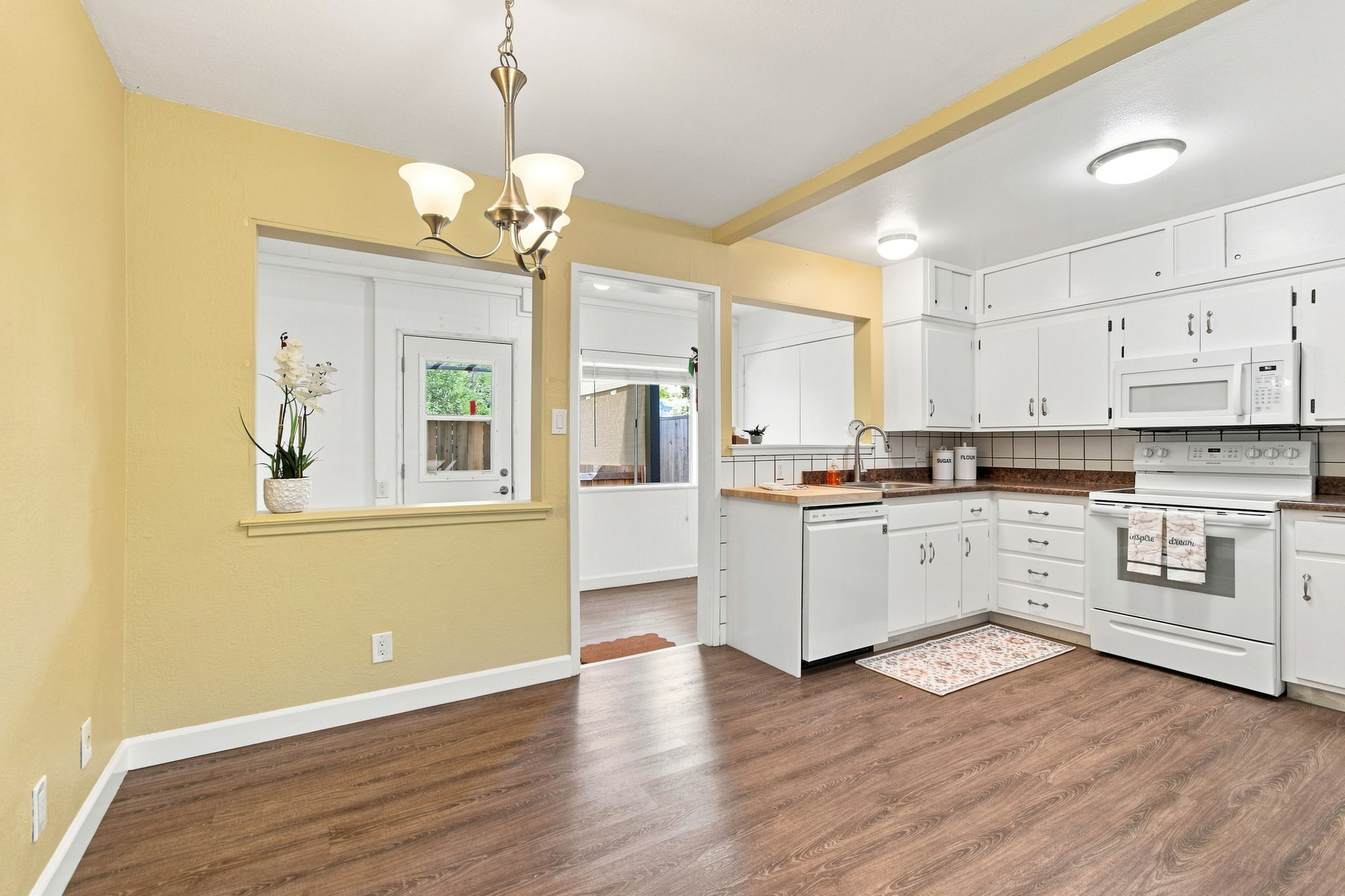 1016 Los Gamos Road, Unit D San Rafael, CA 94903 - Photo 12 of 28 Gallery Image 12