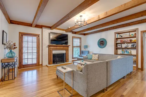 $3,200,000 | 510 Granny White Pike, Brentwood, TN 37027