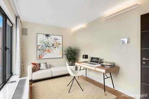 $5,995,000 | 200 Central Park South, Unit 35A | Central Park South