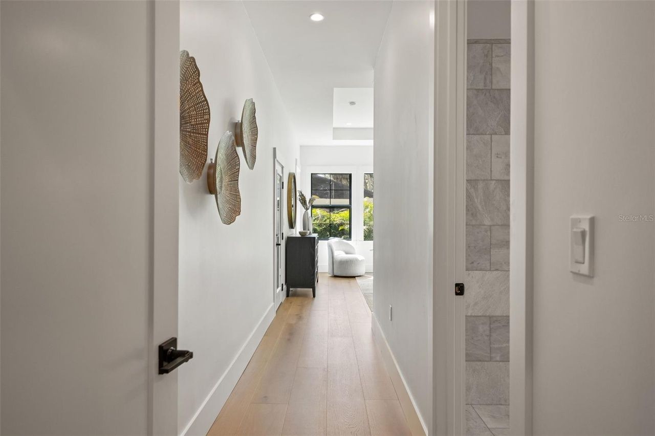 $4,200,000 | 804 Idlewood Drive, Tampa, FL 33609