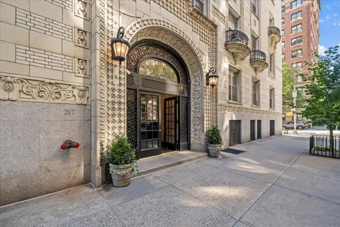 $985,000 | 780 West End Avenue, Unit 4F | Upper West Side
