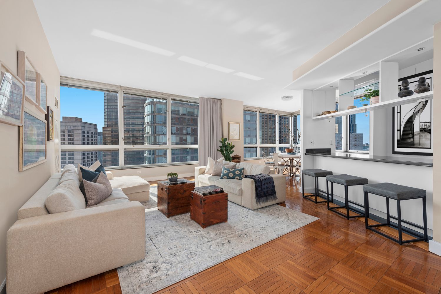 $2,850,000 | 150 Columbus Avenue, Unit 27A | Upper West Side