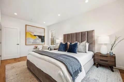 $8,000 | 238 Alma Street, San Francisco, CA 94117