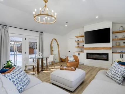 $499,900 | 10630 South Keeler Avenue, Oak Lawn, IL 60453