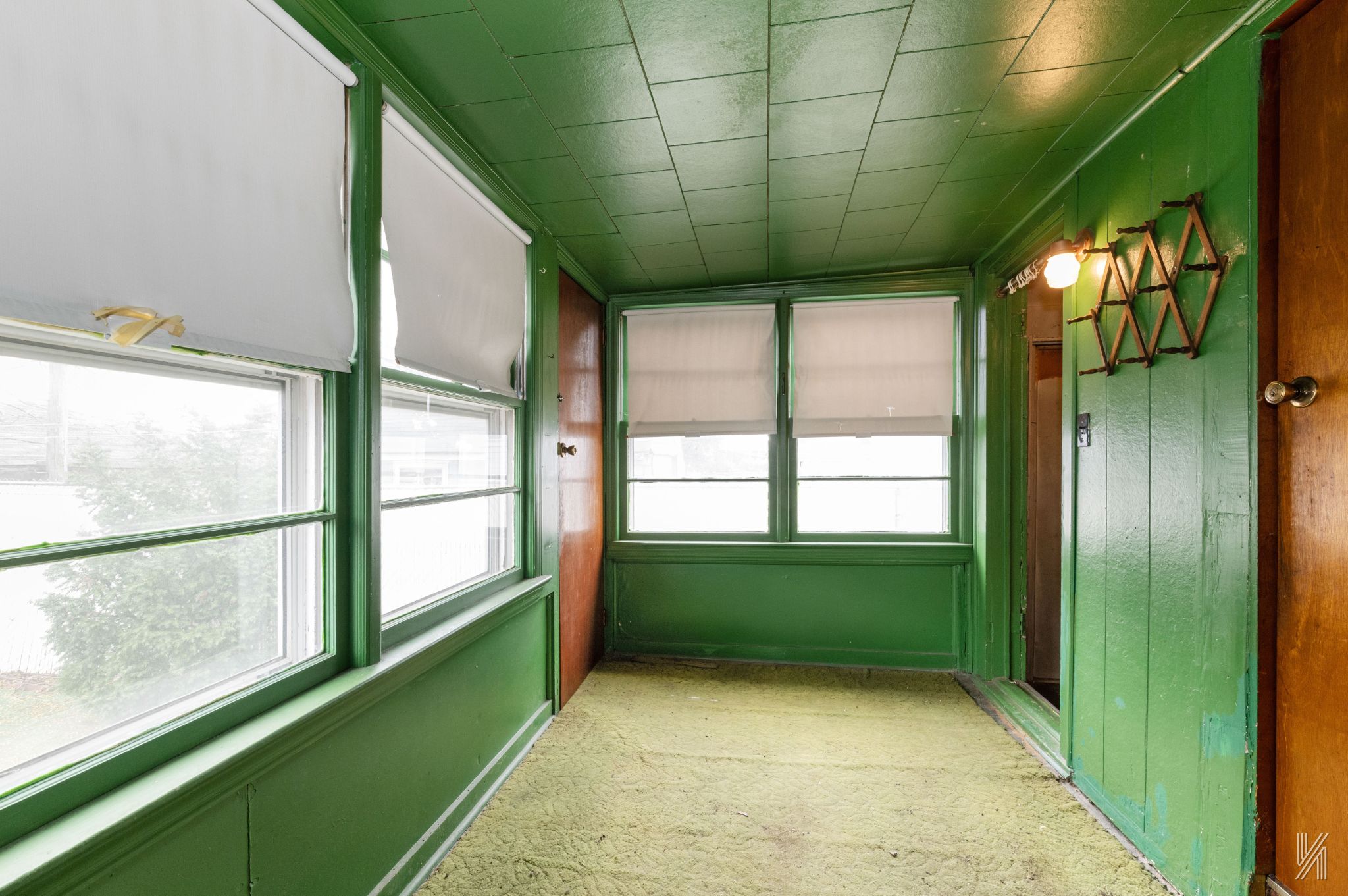 135-16 95th Street Queens, NY 11417 - Photo 11 of 21 a bathroom with a large window