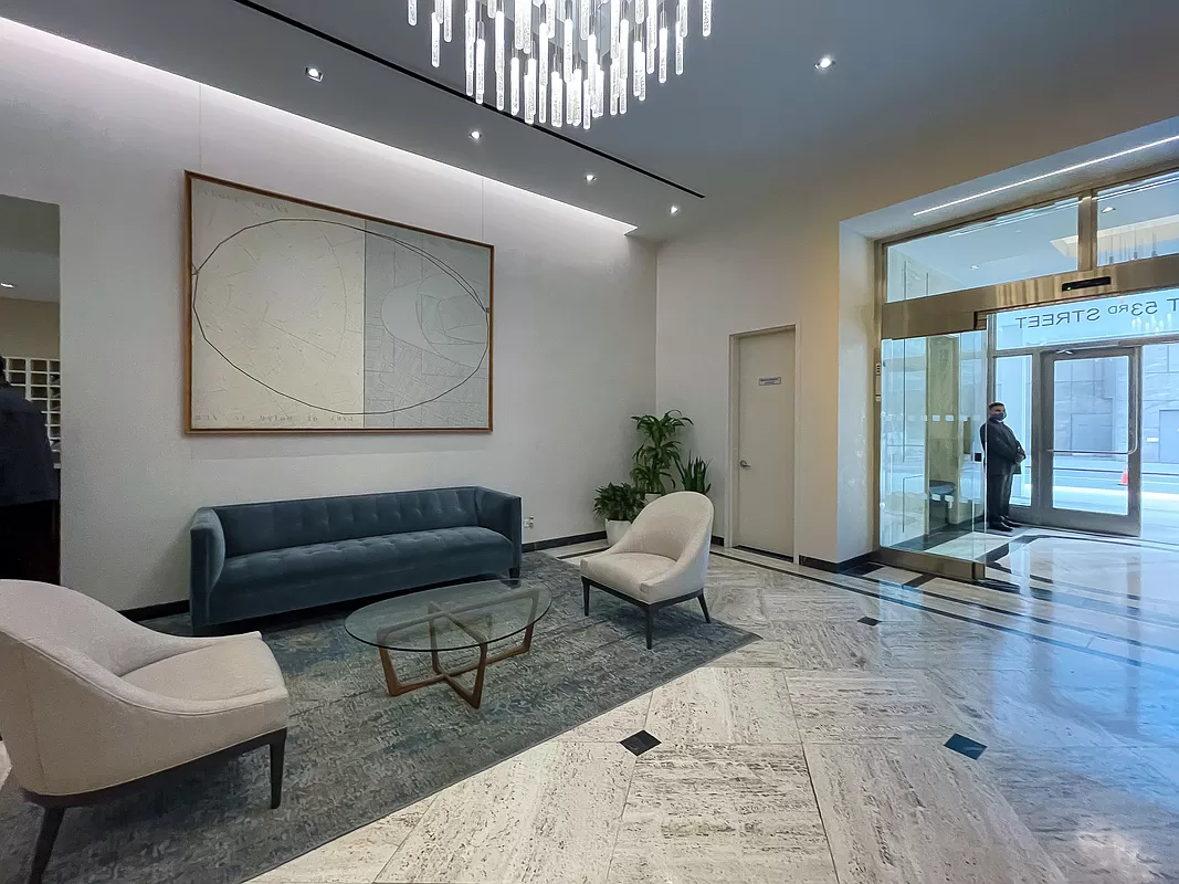159 West 53rd Street, Unit 38GH Manhattan, NY 10019 - Photo 13 of 15 Gallery Image 13