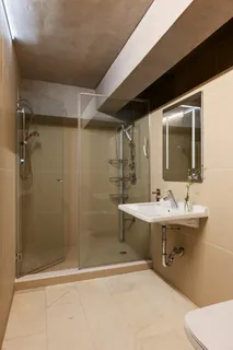 $1,750,000 | 529 West 42nd Street, Unit 1A | Hell's Kitchen
