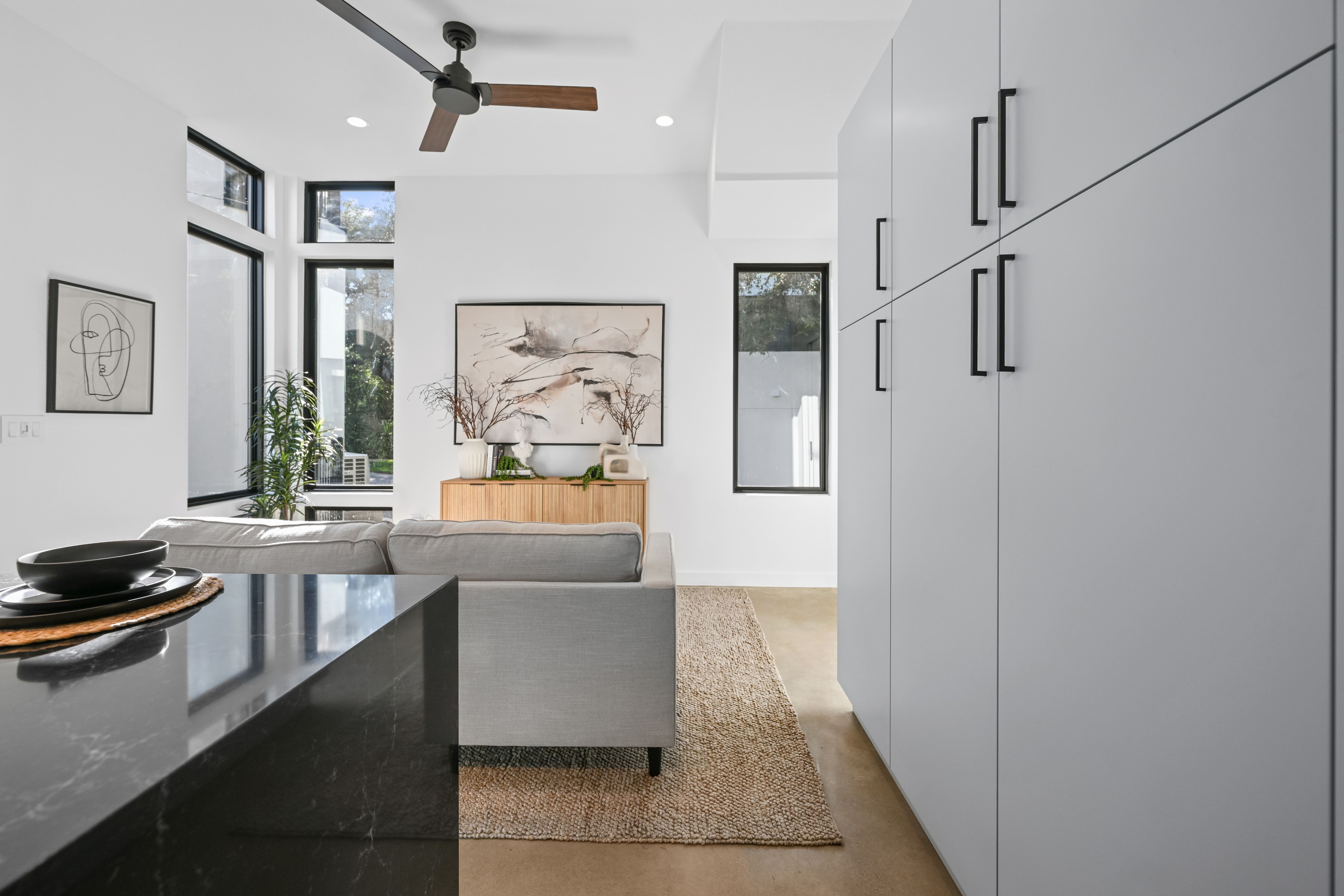219 Lessin Lane, Unit 15 Austin, TX 78704 - Photo 14 of 53 Gallery Image 14