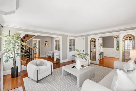 $2,300,000 | 921 Court Way, San Diego, CA 92103