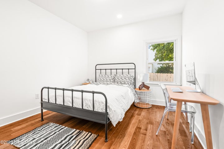 73 3rd Avenue Atlantic Highlands, NJ 07716 - Photo 31 of 54