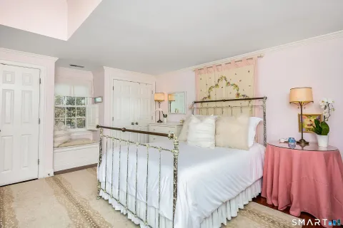 $2,295,000 | 3 Hickory Lane, Darien, CT 06820