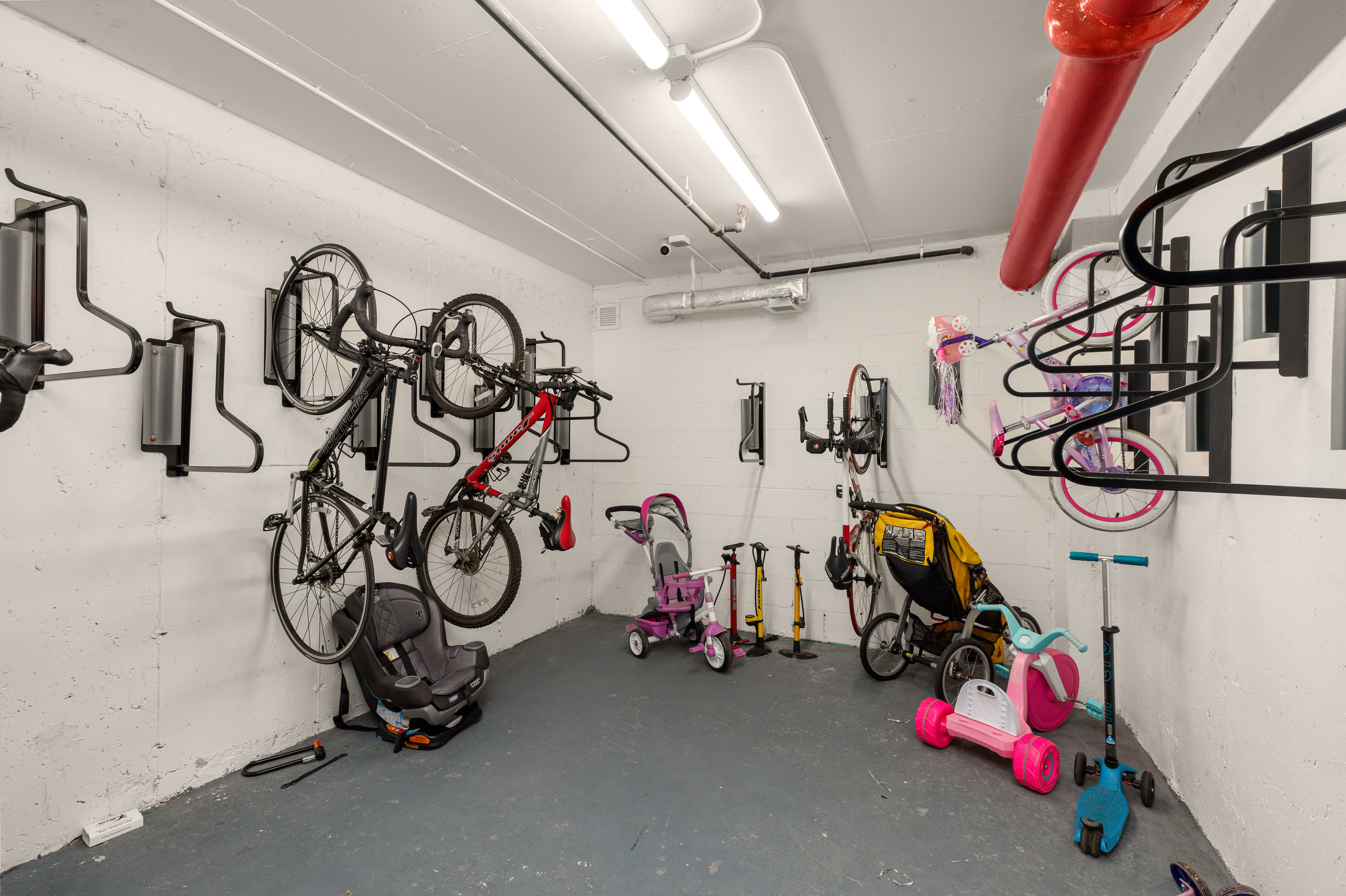 868 Lorimer Street, Unit 5C Brooklyn, NY 11222 - Photo 22 of 25