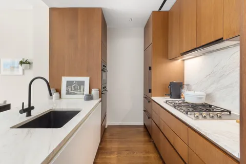 $2,450,000 | 570 Broome Street, Unit 6A | Hudson Square