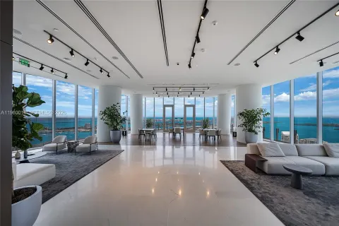 $1,850,000 | 300 Biscayne Blvd Way, Unit 2009, Miami, FL 33131