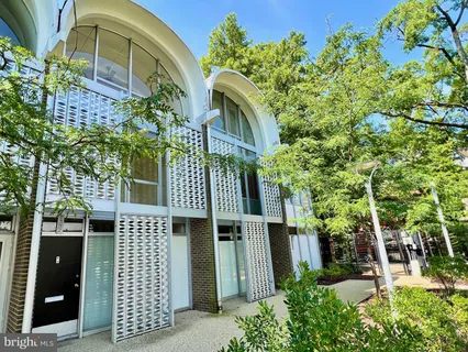 $375,000 | 1352 4th Street Southwest, Washington, DC 20024