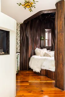 $9,450,000 | 34 Gramercy Park East, Unit PHB | Gramercy
