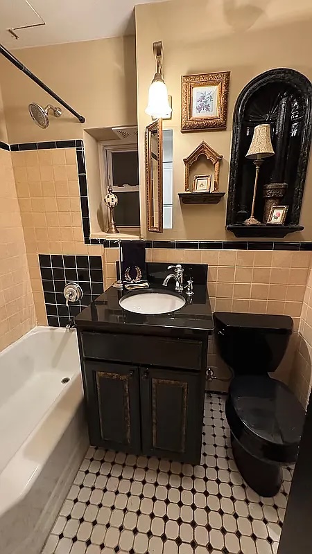 415 West 46th Street, Unit 1B Manhattan, NY 10036 - Photo 7 of 21