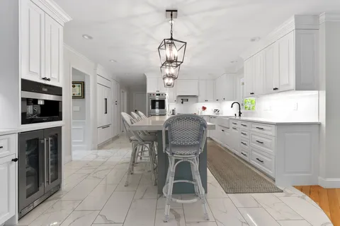 Contact Agent | 5 Jamaica Lane, Haverhill, MA 01830