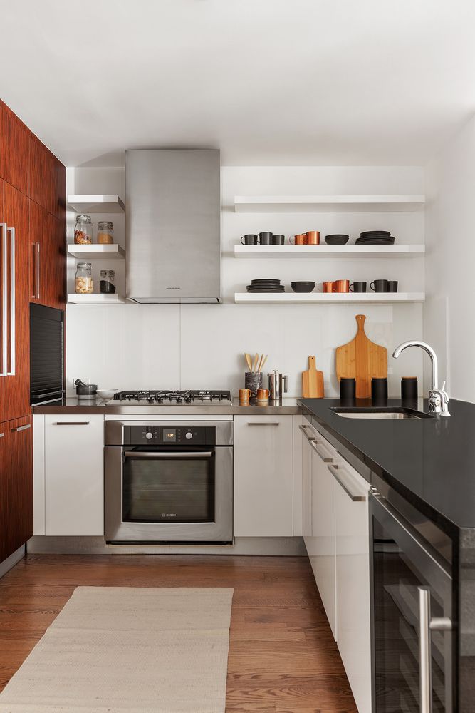 $2,200,000 | 133 West 22nd Street, Unit 4B | Chelsea