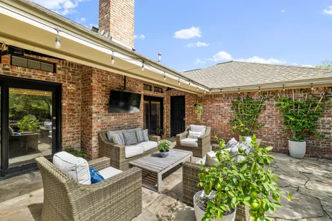 $475,000 | Address Upon Request, Dalworthington Gardens, TX 76016