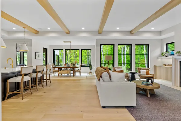 $2,000,000 | 6407 Archer Lane North, Maple Grove, MN 55311