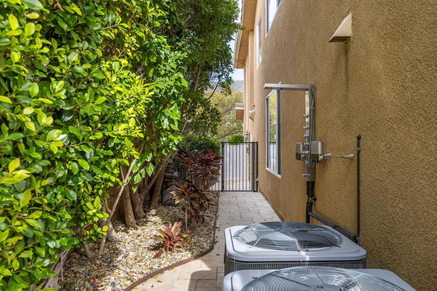 $1,690,000 | Wynfreed Lane, Porter Ranch, CA 91326