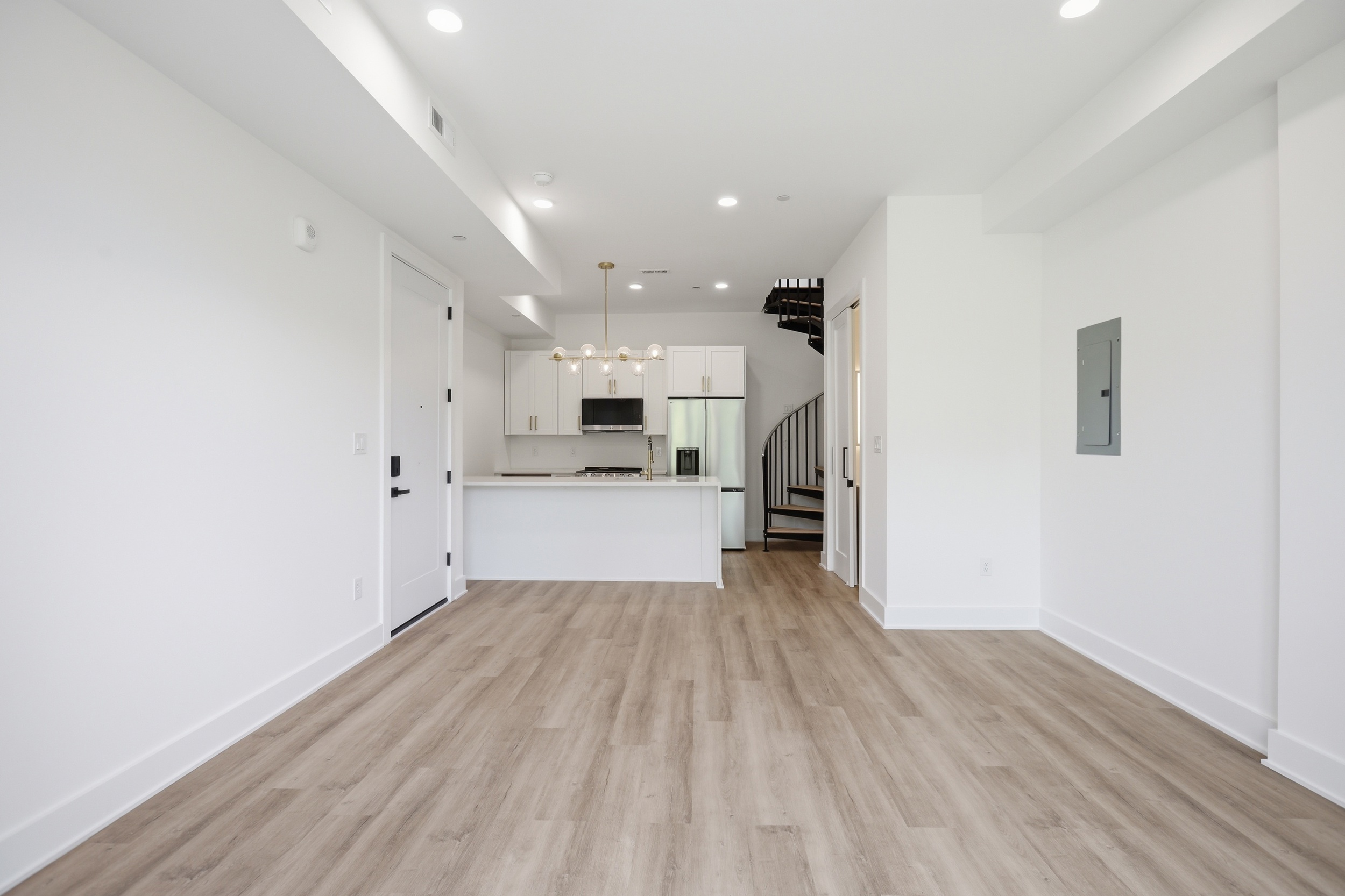 2105 M Street Northeast, Unit PH2 Washington, DC 20002 - Photo 17 of 32 Gallery Image 17